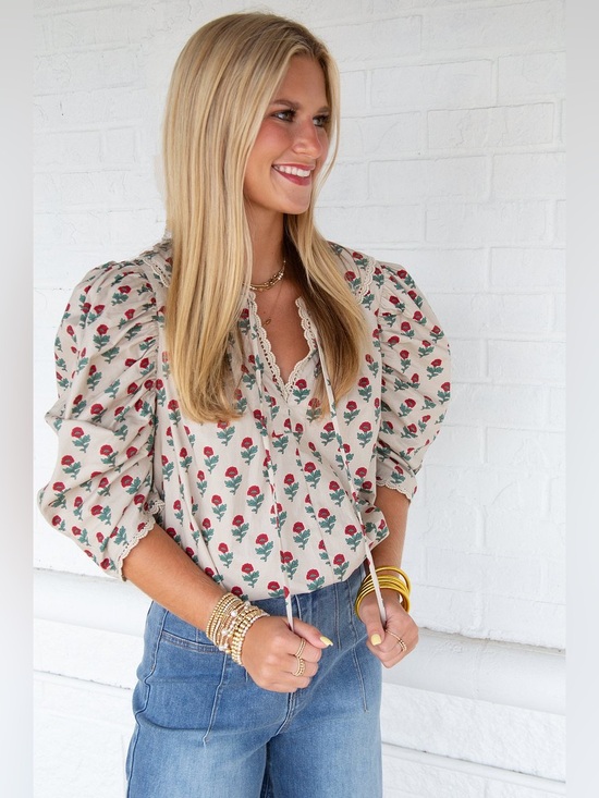 entro Tops - Entro Floral Puff Shorts Sleeves Tie Neck Peasant Blouse with Lace Trim Size L